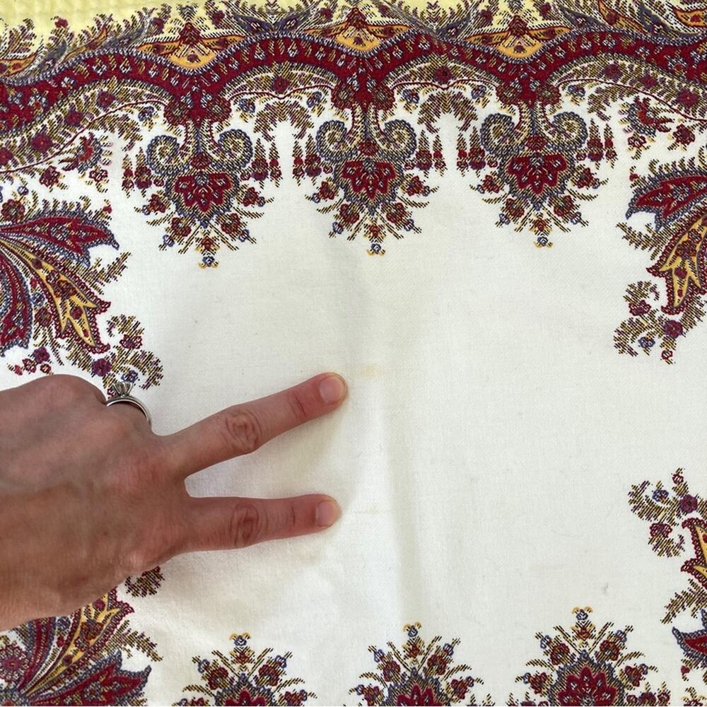 William Sonoma Cotton Placemats Yellow Maroon Floral - Picture 5 of 7
